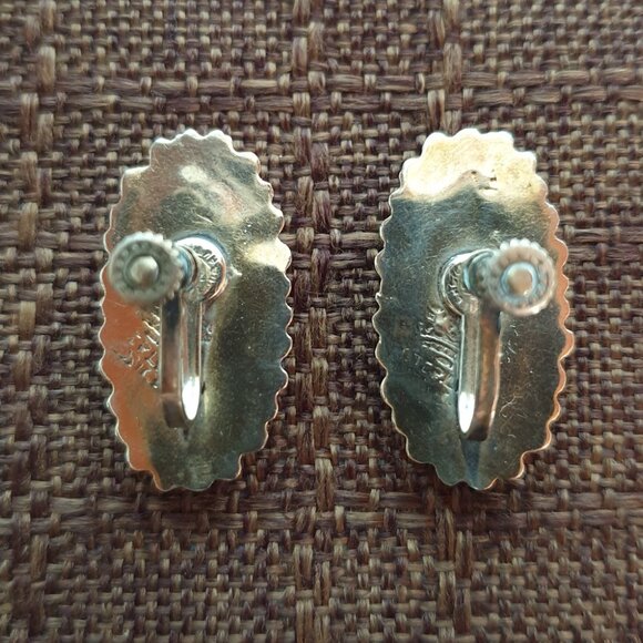 Vintage Navajo Native American Black Onyx Sterling Silver Screw-Back Earrings - Picture 17 of 17